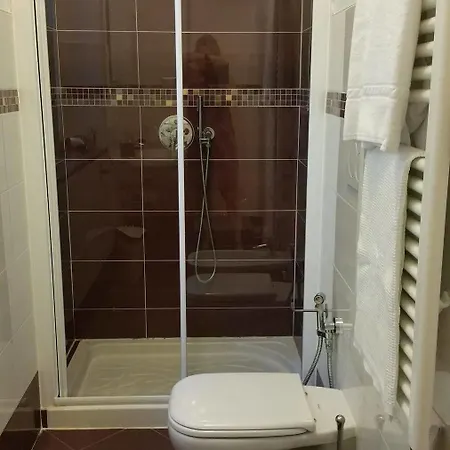 L Antica Caserma بارما